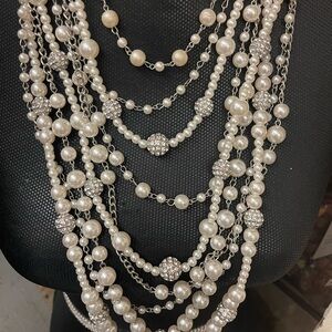 Paparazzi Pearl and Silver Multi-Layer Necklace